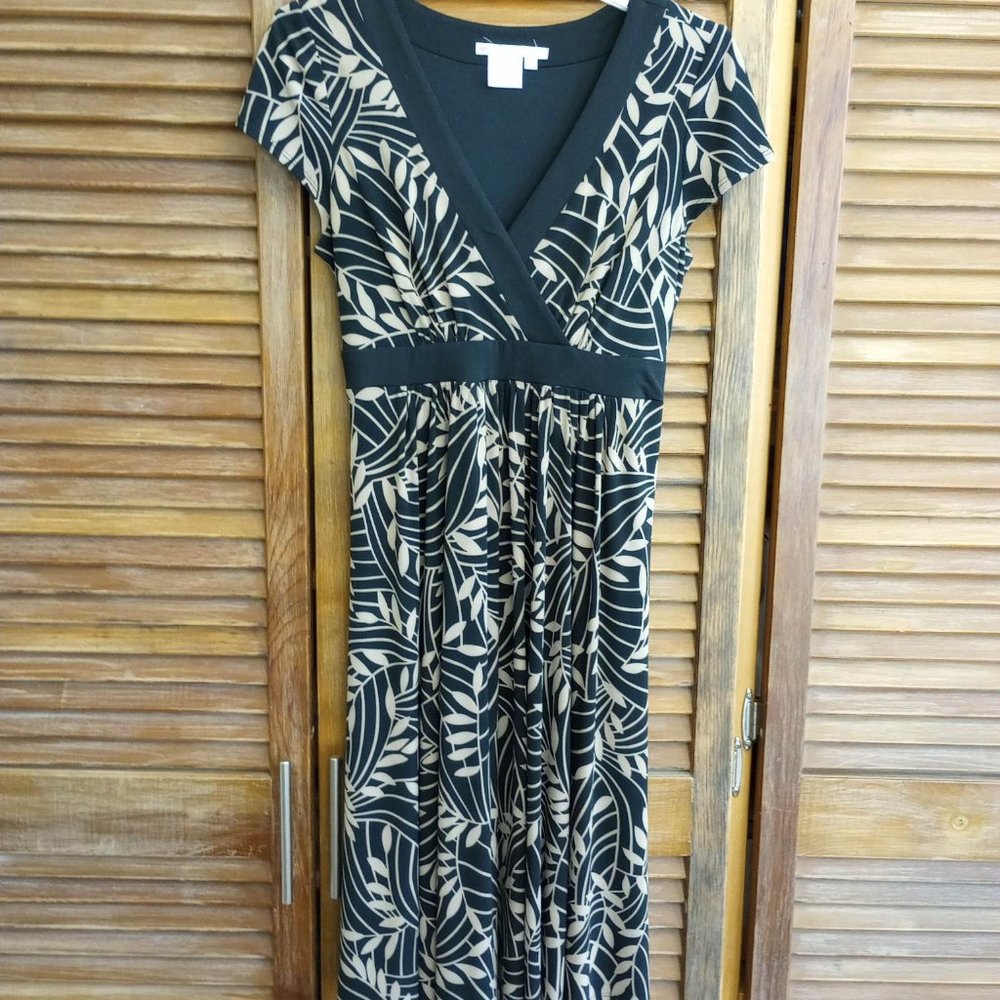 Tan and black knit dress by Maggy London, size 12.